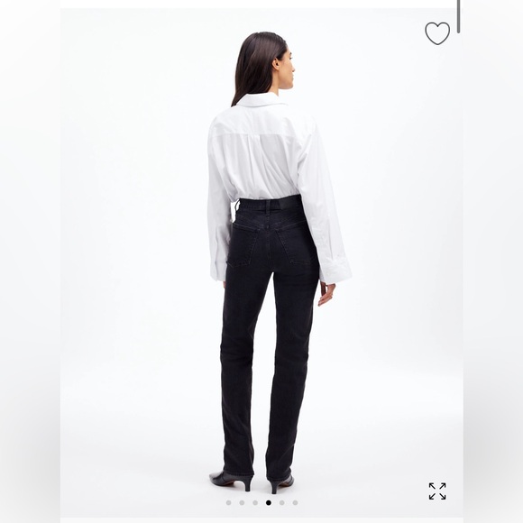 Madewell Petite ‘90s Straight Jean in Belmere Wash - Picture 3 of 6